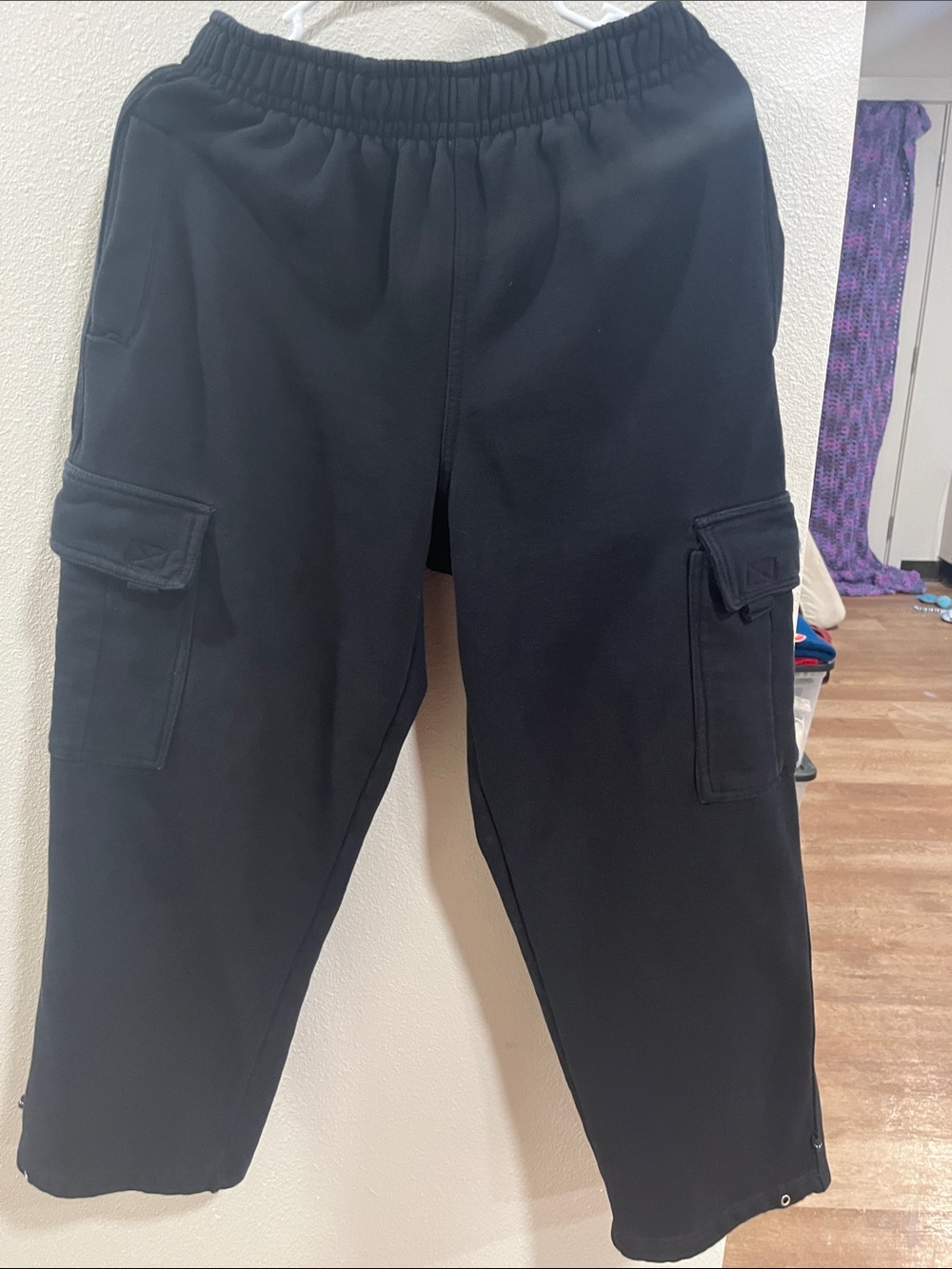 Men's Black pro clubs with Elastic Waist and Utility Pockets